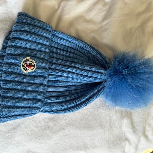 Moncler puffer hat moncler ribbed